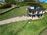 Casa de campo de alto standing de 4 dormitorios en venta...