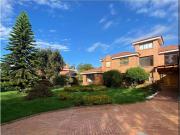 Casa de campo de alto standing de 4 dormitorios en venta...