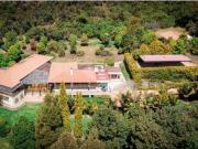 Casa de campo de alto standing de 4 dormitorios en venta...