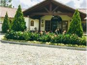 Casa de campo de alto standing de 5 dormitorios en...