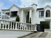 Casa de campo de alto standing de 5 dormitorios en venta...