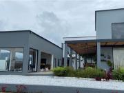 Casa de campo de alto standing de 5 dormitorios en venta...