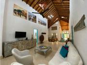 Casa de campo de alto standing de 5 dormitorios en venta...