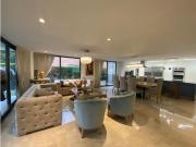 Casa de campo de alto standing de 5 dormitorios en venta...