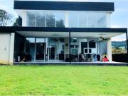 Casa de campo de alto standing de 5 dormitorios en venta...