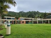 Casa de campo de alto standing de 5 dormitorios en venta...