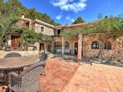 Casa de campo de alto standing de 5 dormitorios en venta...