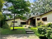 Casa de campo de alto standing de 5 dormitorios en venta...