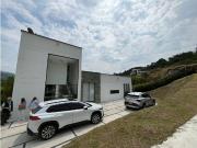 Casa de campo de alto standing de 5 dormitorios en venta...