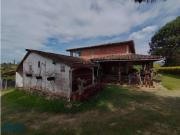 Casa de campo de alto standing de 5 dormitorios en venta...