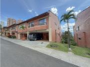 Casa de campo de alto standing de 5 dormitorios en venta...