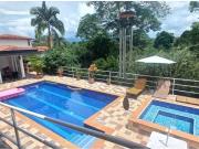 Casa de campo de alto standing de 5 dormitorios en venta...