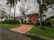 Casa de campo de alto standing de 5 dormitorios en venta...