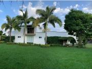Casa de campo de alto standing de 5 dormitorios en venta...