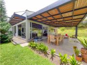 Casa de campo de alto standing de 5 dormitorios en venta...