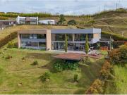 Casa de campo de alto standing de 5 dormitorios en venta...