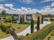 Casa de campo de alto standing de 5 dormitorios en venta...