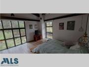 Casa de campo de alto standing de 5 dormitorios en venta...