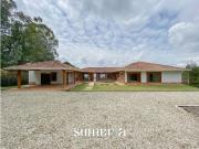 Casa de campo de alto standing de 5 dormitorios en venta...