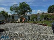 Casa de campo de alto standing de 5 dormitorios en venta...
