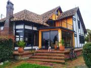 Casa de campo de alto standing de 6 dormitorios en venta...