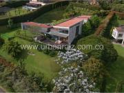 Casa de campo de alto standing de 6 dormitorios en venta...