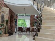 Casa de campo de alto standing de 6 dormitorios en venta...