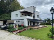 Casa de campo de alto standing de 6 dormitorios en venta...