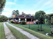 Casa de campo de alto standing de 6 dormitorios en venta...