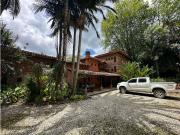 Casa de campo de alto standing de 6 dormitorios en venta...