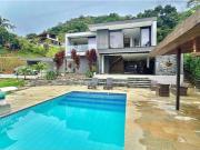 Casa de campo de alto standing de 7 dormitorios en venta...