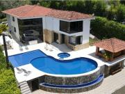 Casa de campo de alto standing de 7 dormitorios en venta...