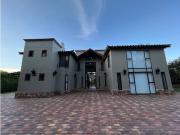 Casa de campo de alto standing de 7 dormitorios en venta...