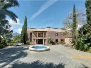 Casa de campo de alto standing de 7 dormitorios en venta...