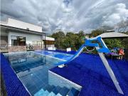 Casa de campo de alto standing de 8 dormitorios en venta...