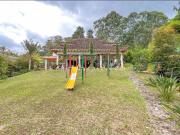 Casa de campo de alto standing de 8 dormitorios en venta...