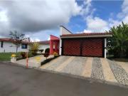 Casa de campo de alto standing de 8 dormitorios en venta...