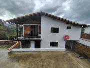 CASA DE CAMPO EN ARRIENDO UBICADA EN RIONEGRO SECTOR LA LAJA