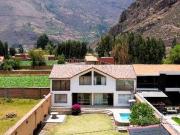 CASA DE CAMPO EN CALCA CON PISCINA TEMPERADA