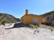 CASA DE CAMPO EN OBRAS CON FINCA PROPIA