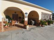 Casa de campo en venta en Lucena