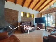 CASA DE CAMPO ESTILO COLONIAL EN CONDOMINIO SAN ISIDRO