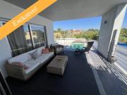 Casa de campo moderna, T4, com vista de campo e piscina...