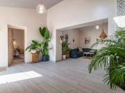 Casa de campo recentemente renovada com um anexo de... Casa de campo recentemente renovada com um anexo de...