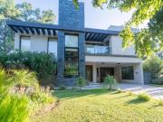 CASA DE CATEGORIA en Los Molinos