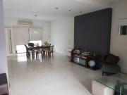 Casa de categorìa en venta en bº del pilar guaymallen