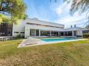 CASA DE CATEGORIA EN VENTA LOMAS DE LA CAROLINA