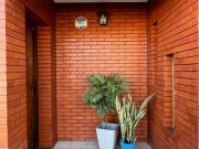 CASA DE CATEGORIA + GALPON IDEAL PARA...