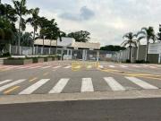 Casa de Condomínio com 3 Quartos, 371 m² aluguel por R$...