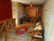 Casa de condomínio para venda tem 710 metros quadrados...